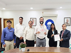 moil-signs-mou-with-canara-bank-for-corporate-salary-package